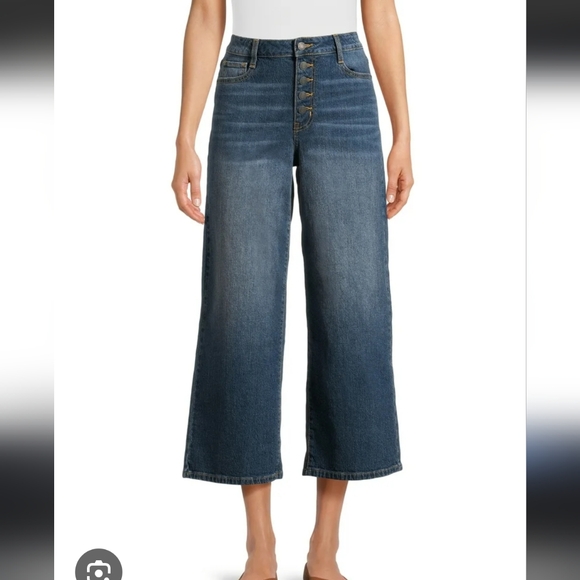 Time And Tru Button Front Highrise Wide Leg Cropped Jeans - Picture 1 of 8